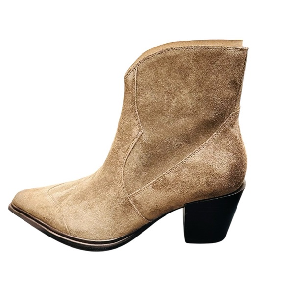 Marc Fisher LTD Giulie Western Dark Olive Suede Ankle Booties 8M NWOT